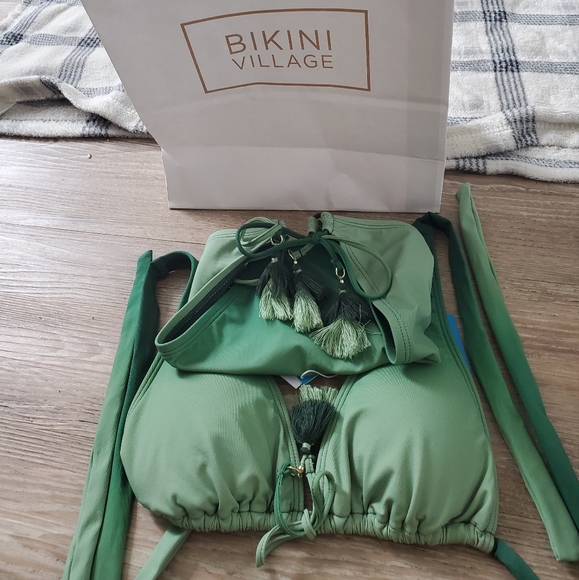 Bikini Blue Rod Beattie - Picture 3 of 10